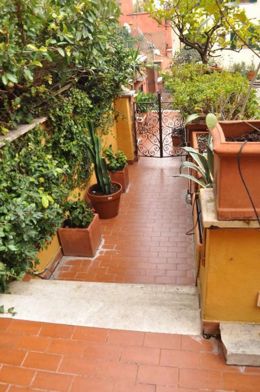 Onofrio Flat Apartment