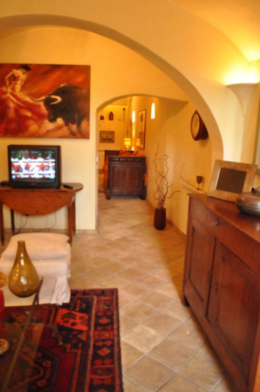 Onofrio Flat Apartment