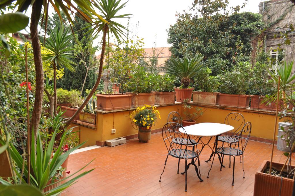 Onofrio Flat * Rom
