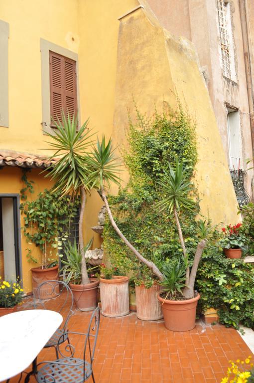 Apartment Onofrio Flat Rom